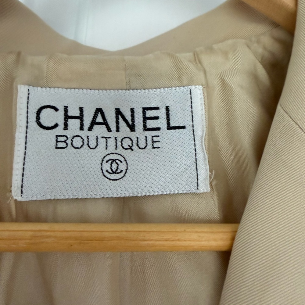 Vintage CHANEL Blazer Laine Wool & Silk - Picture 2 of 16